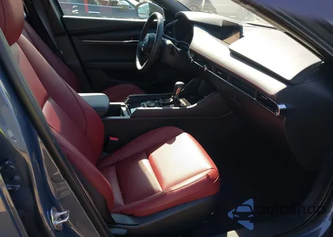 2024 Mazda Mazda3 2.5 S Carbon Edition z USA, uszkodzony, nr VIN JM1BPBLM5R1702935